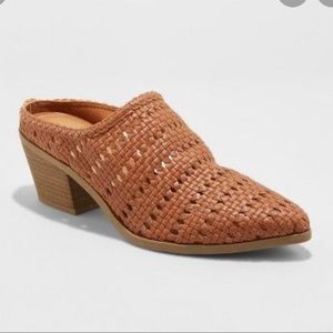 Women’s Kallie Woven Heeled Mules